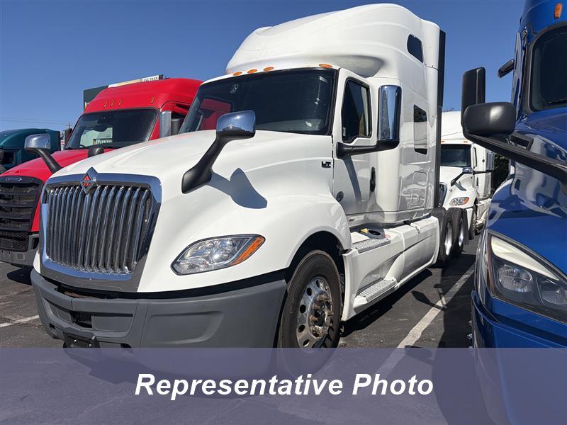 2022 International LT625