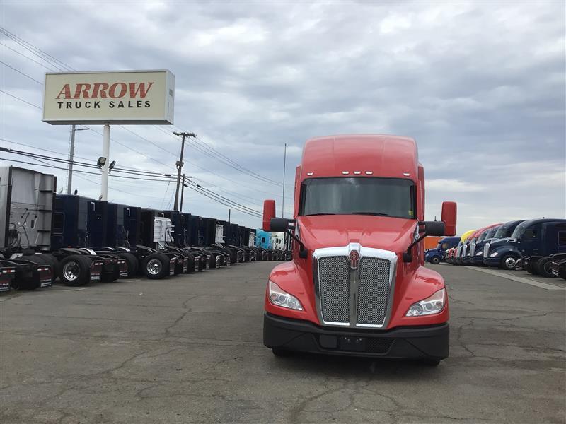 2023 Kenworth T680