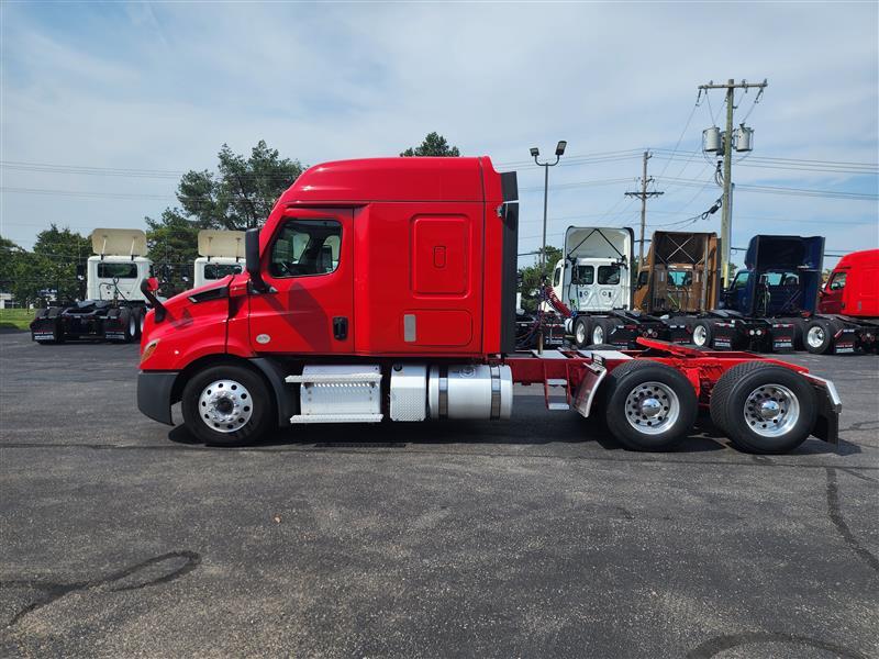 2021 Freightliner Cascadia
