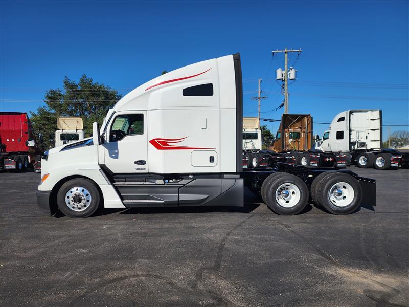 2023 Kenworth T680