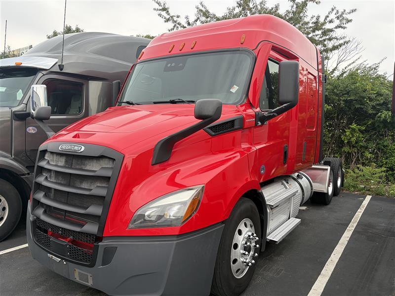 2021 Freightliner Cascadia